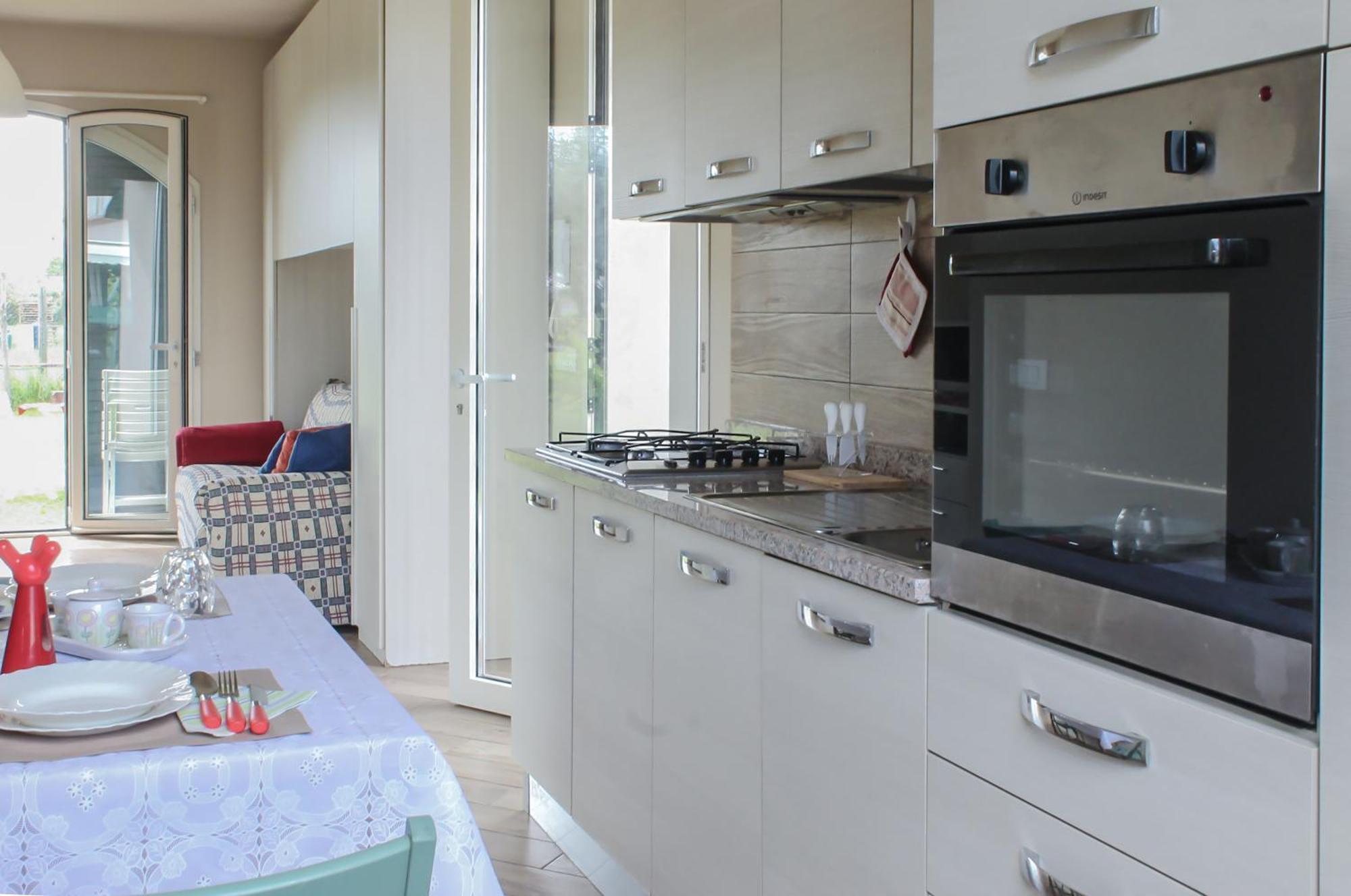 Modern Home With Private Parking Near The Station! Лука Екстериор снимка
